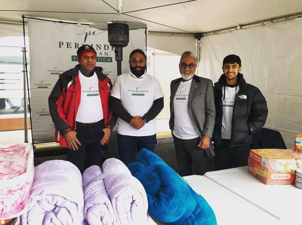 Perminder Chohan Foundation blanket drive volunteers